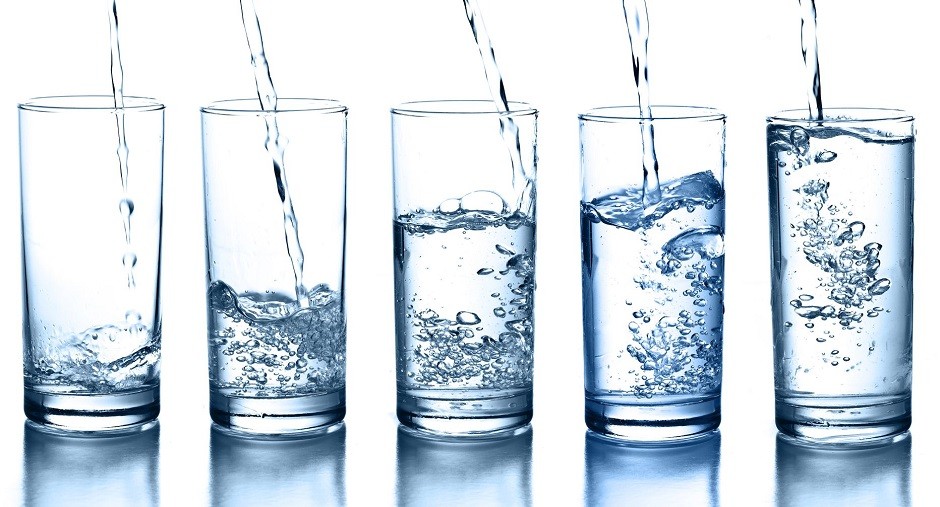 Pijte manje alkohola, a više vode